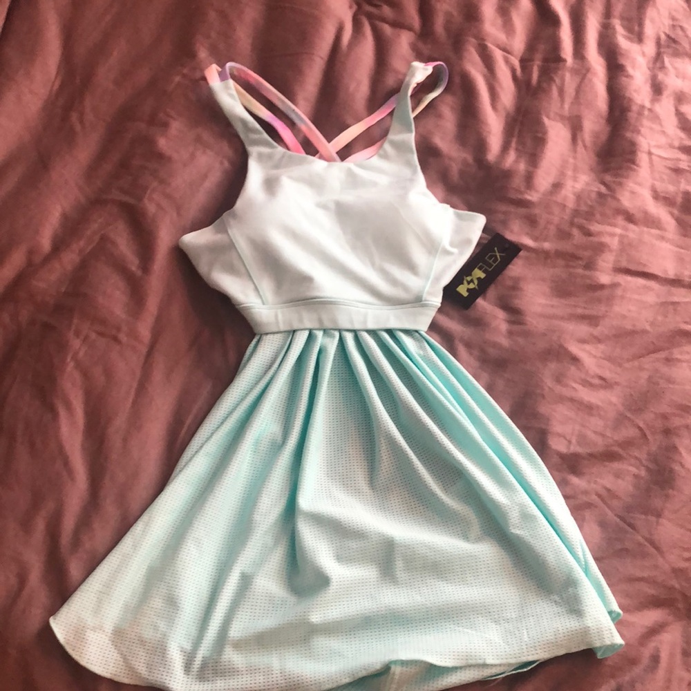 PopFlex Active Open Back Workout Top - NWT